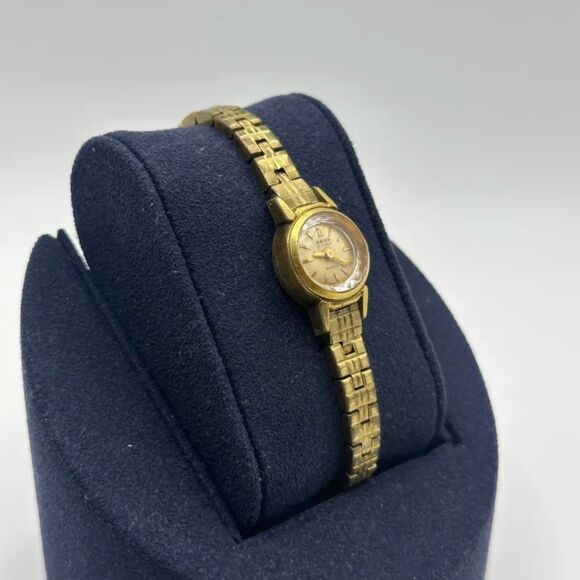 Vintage Rado Swiss 10 Microns Gold Plated Manual Wind Up Watch - Picture 3 of 7